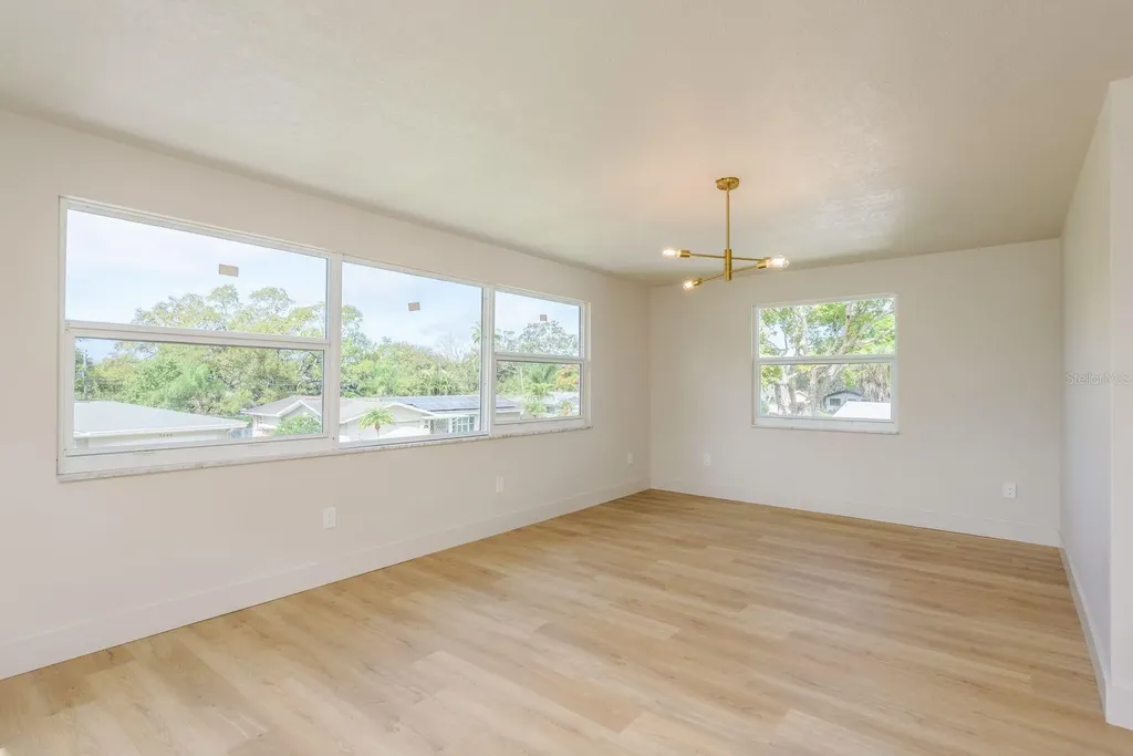 2347 Watrous Drive Dunedin FL 34698