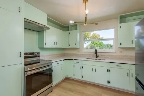 2347 Watrous Drive Dunedin FL 34698
