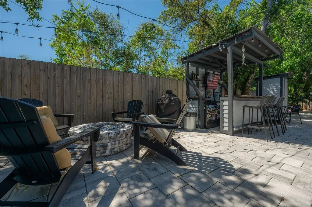 6009 N Suwanee Avenue Tampa FL 33604
