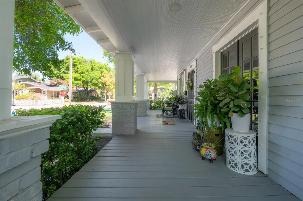 6009 N Suwanee Avenue Tampa FL 33604