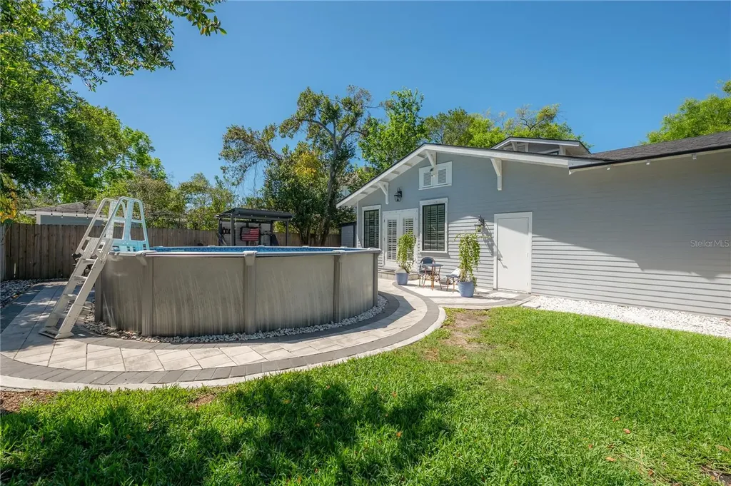 6009 N Suwanee Avenue Tampa FL 33604