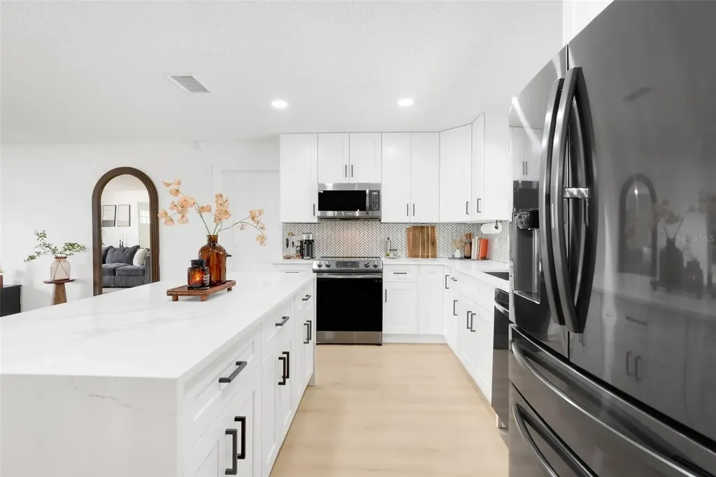 589 Del Rio Street Orlando FL 32839