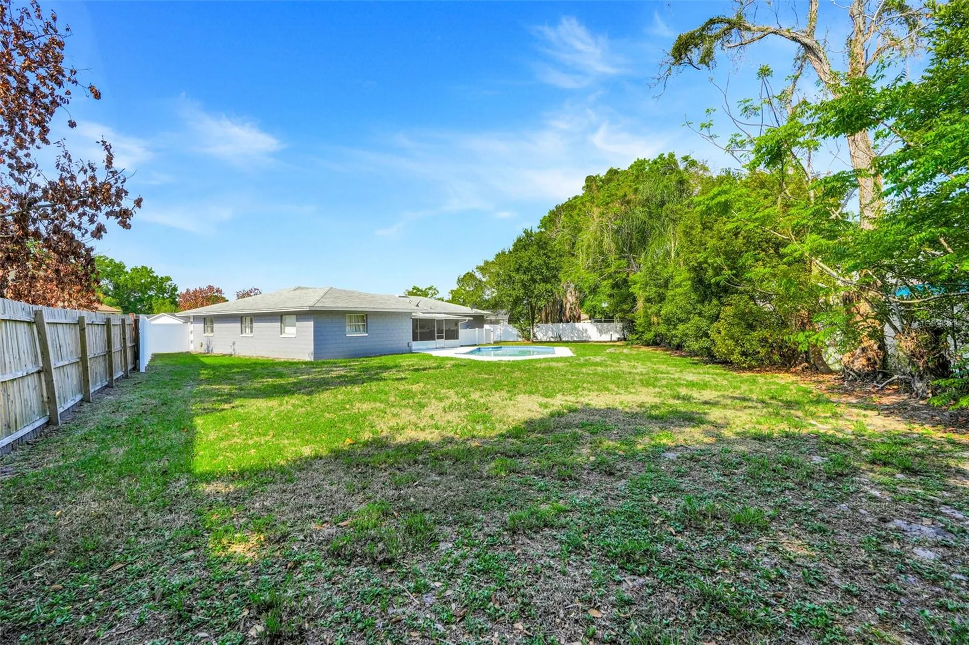 589 Del Rio Street Orlando FL 32839