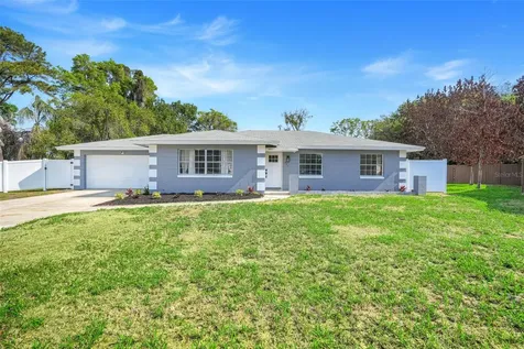 589 Del Rio Street Orlando FL 32839