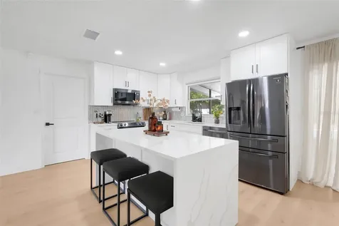 589 Del Rio Street Orlando FL 32839
