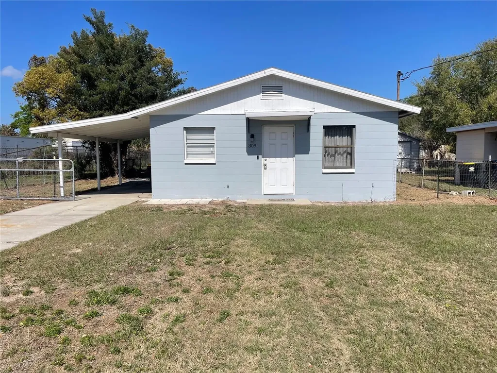 309 Center Street Auburndale FL 33823