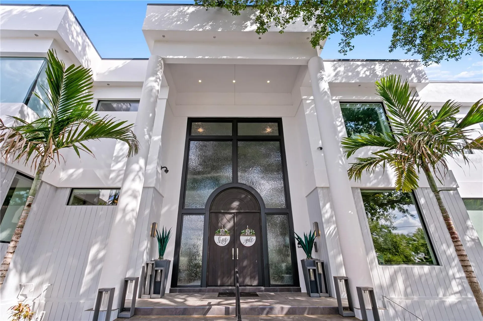 2 Sandpiper Road Tampa FL 33609
