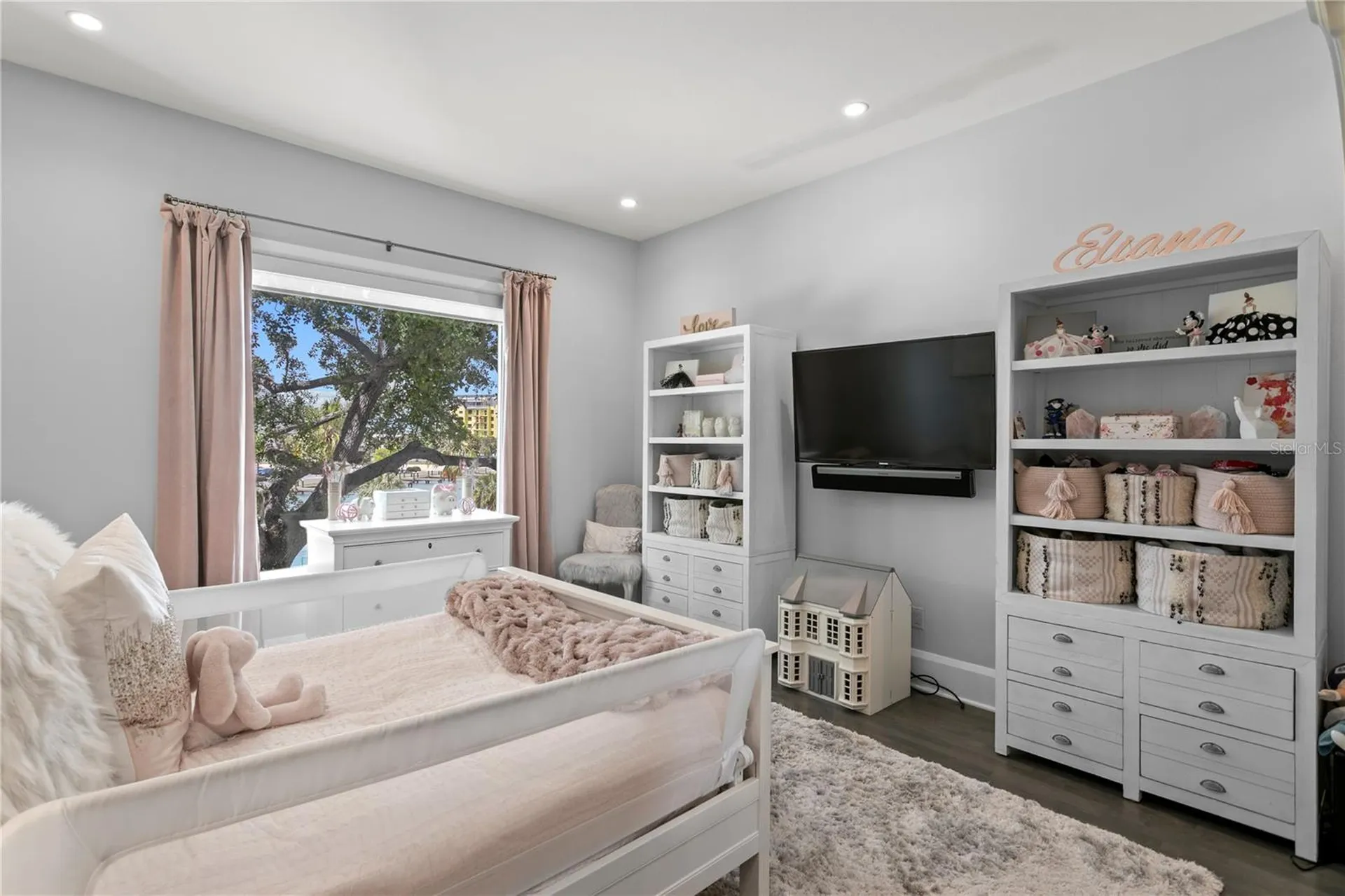 2 Sandpiper Road Tampa FL 33609