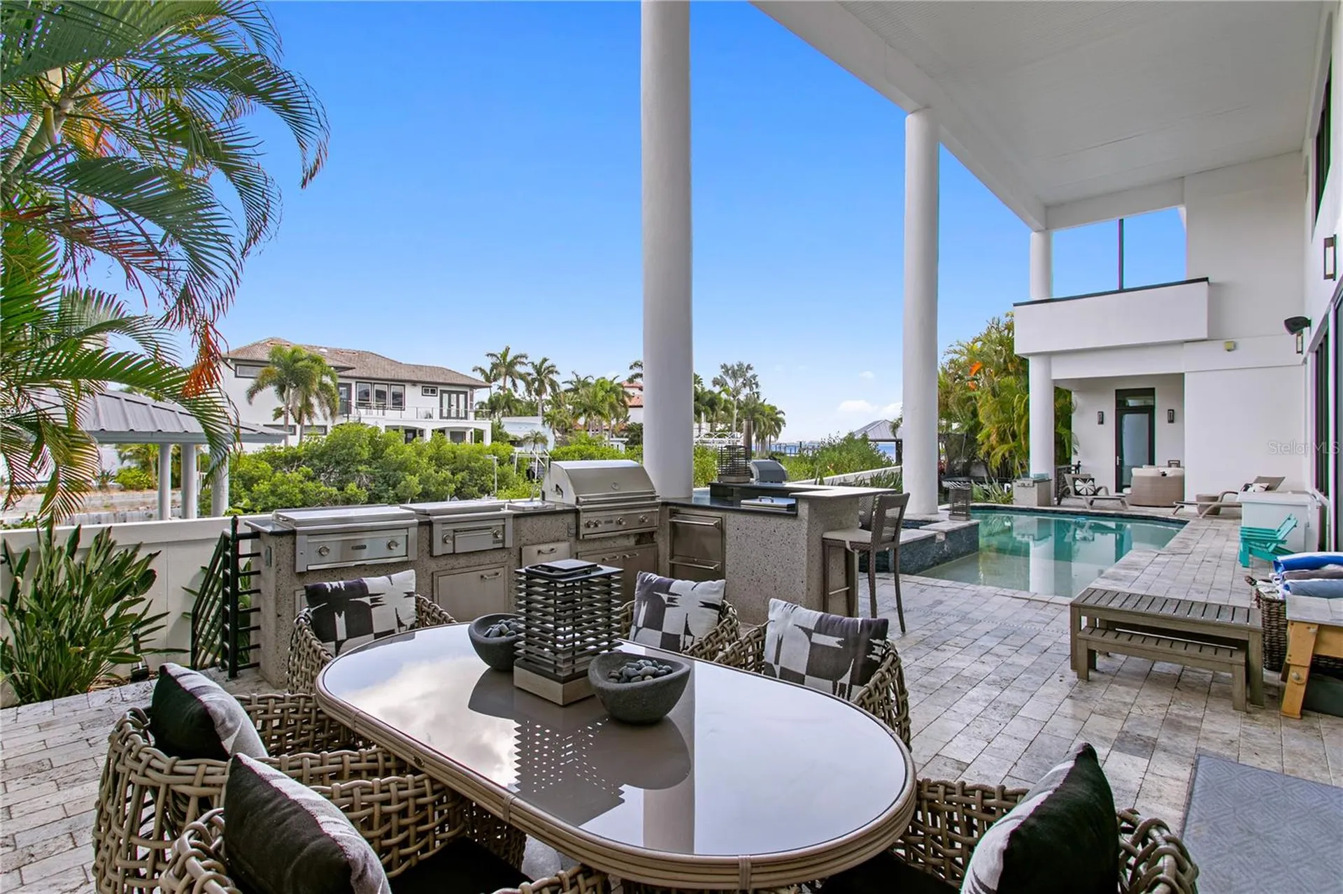 2 Sandpiper Road Tampa FL 33609