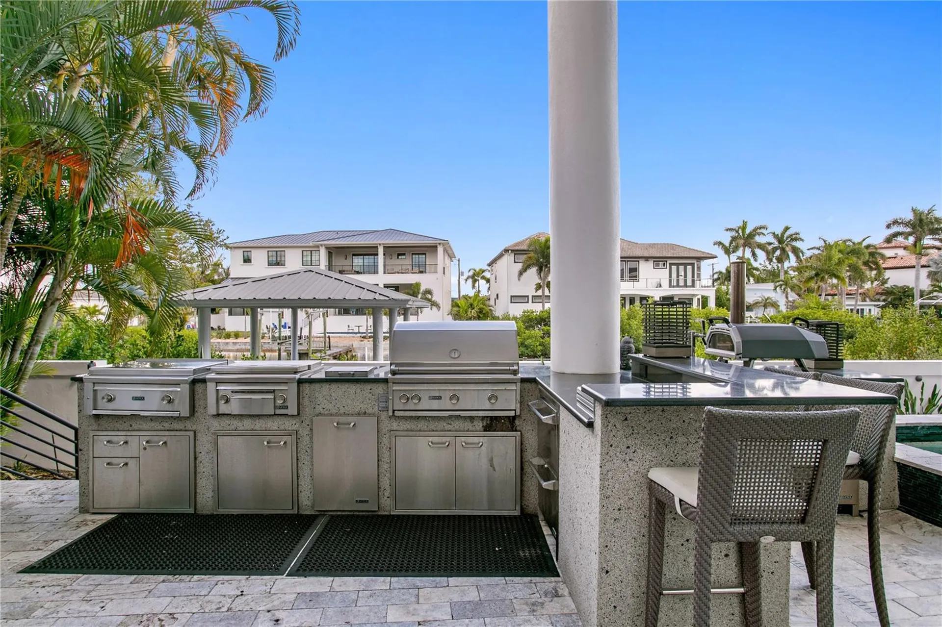 2 Sandpiper Road Tampa FL 33609