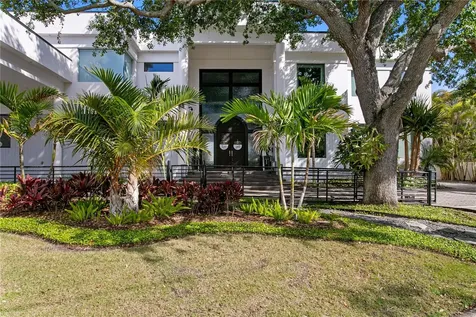 2 Sandpiper Road Tampa FL 33609