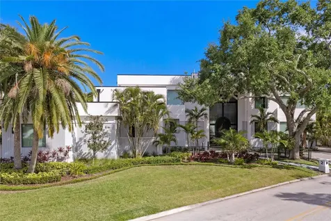 2 Sandpiper Road Tampa FL 33609