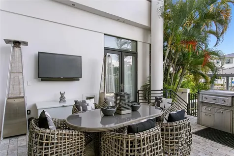 2 Sandpiper Road Tampa FL 33609