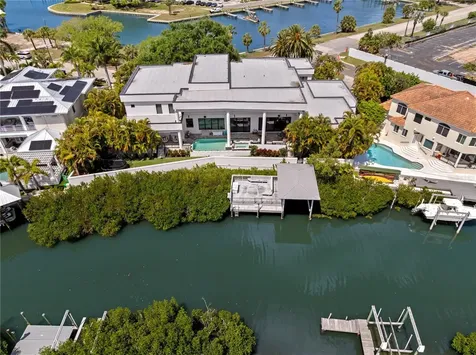 2 Sandpiper Road Tampa FL 33609