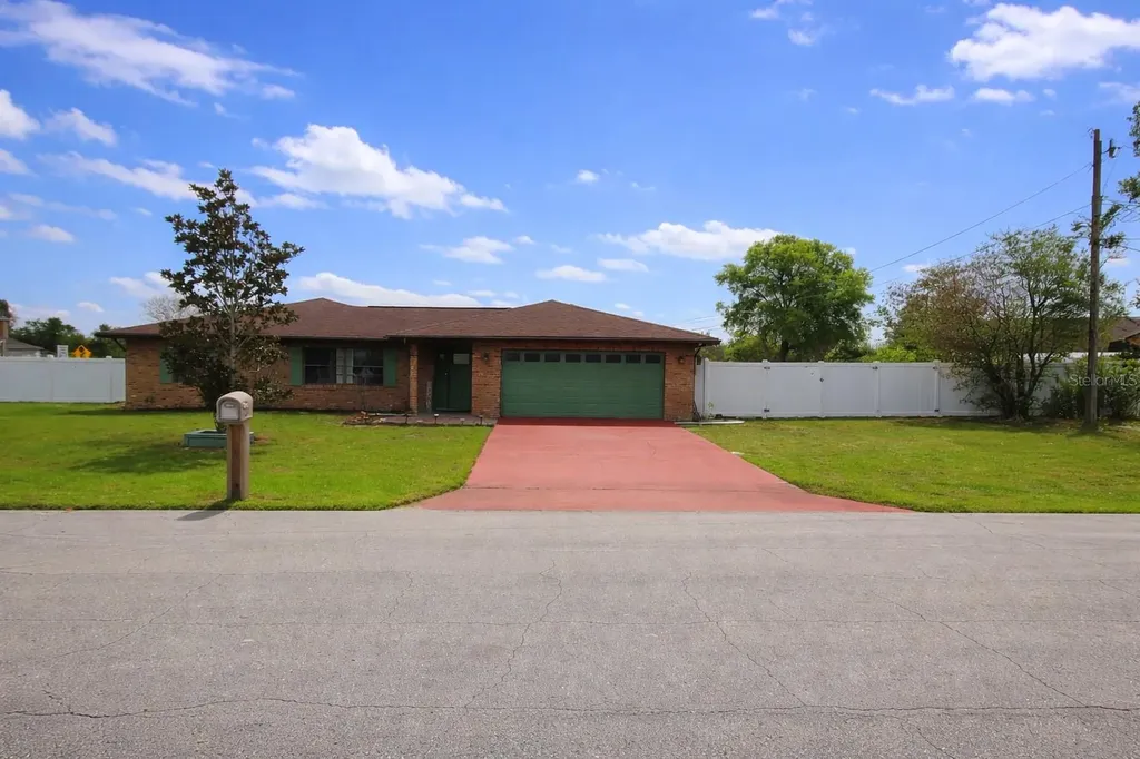 2241 Vance Road Deltona FL 32738