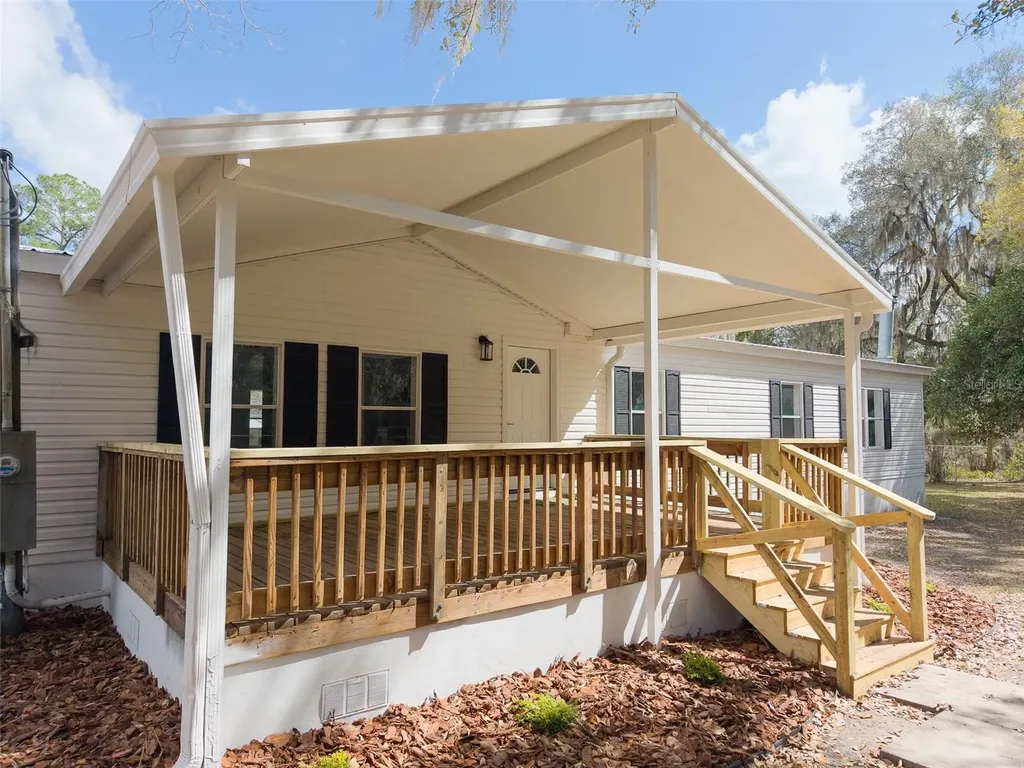 14327 NE 136th Place Waldo FL 32694