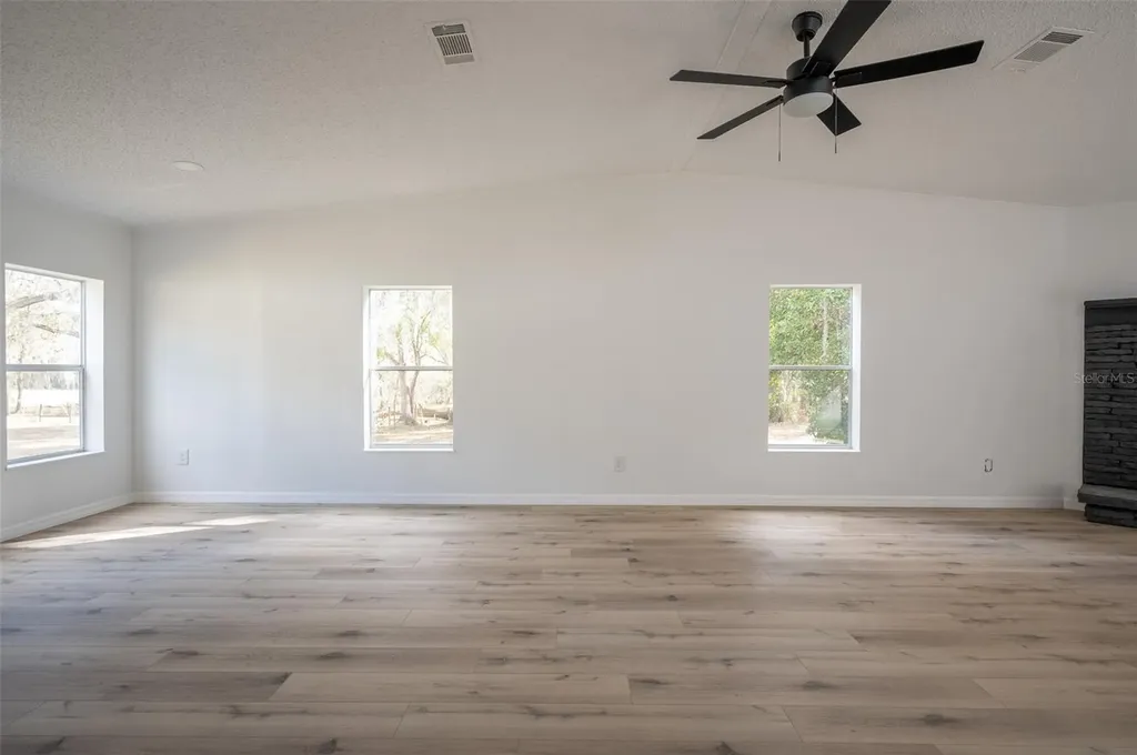 14327 NE 136th Place Waldo FL 32694