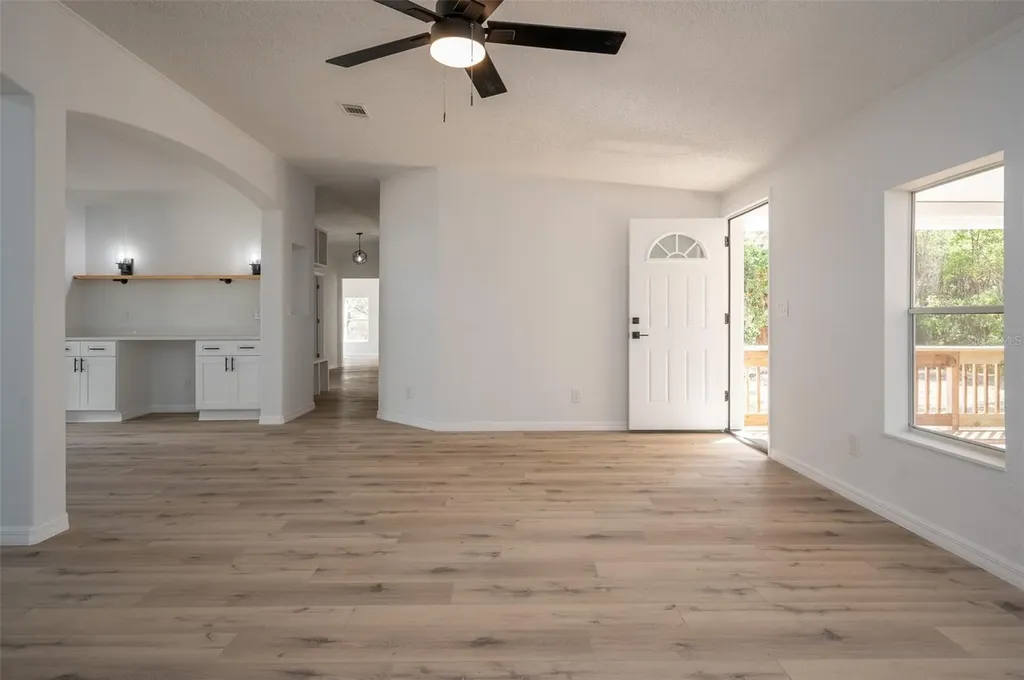 14327 NE 136th Place Waldo FL 32694