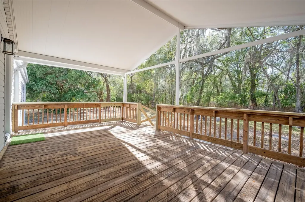 14327 NE 136th Place Waldo FL 32694