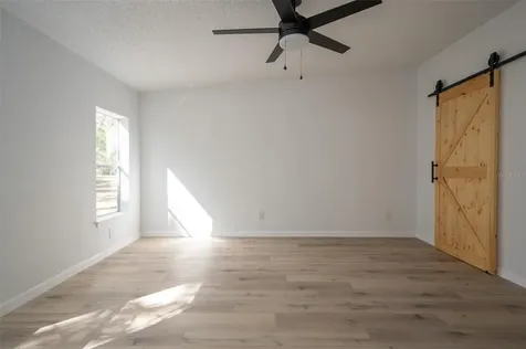 14327 NE 136th Place Waldo FL 32694