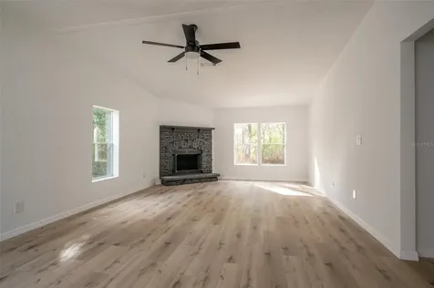 14327 NE 136th Place Waldo FL 32694