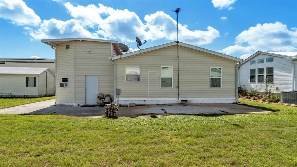 5248 Island View Circle S Polk City FL 33868