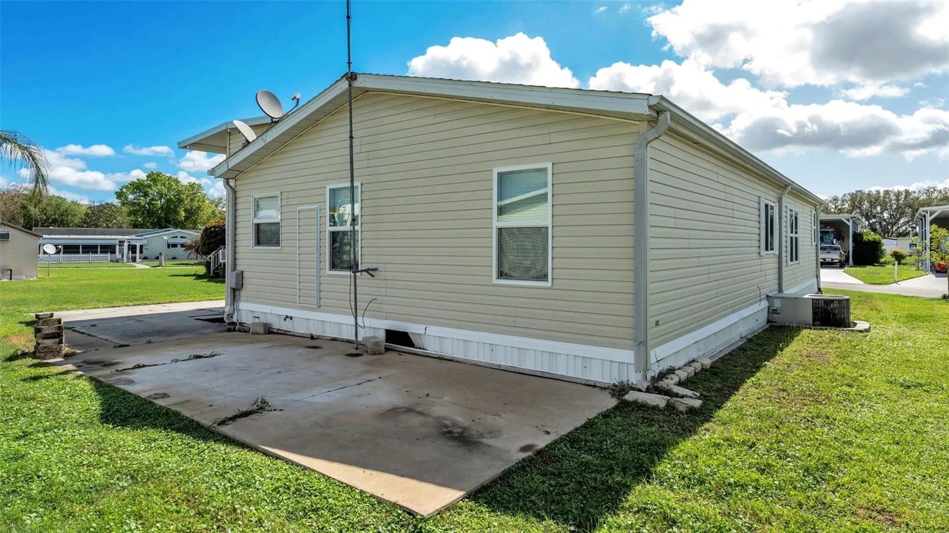 5248 Island View Circle S Polk City FL 33868