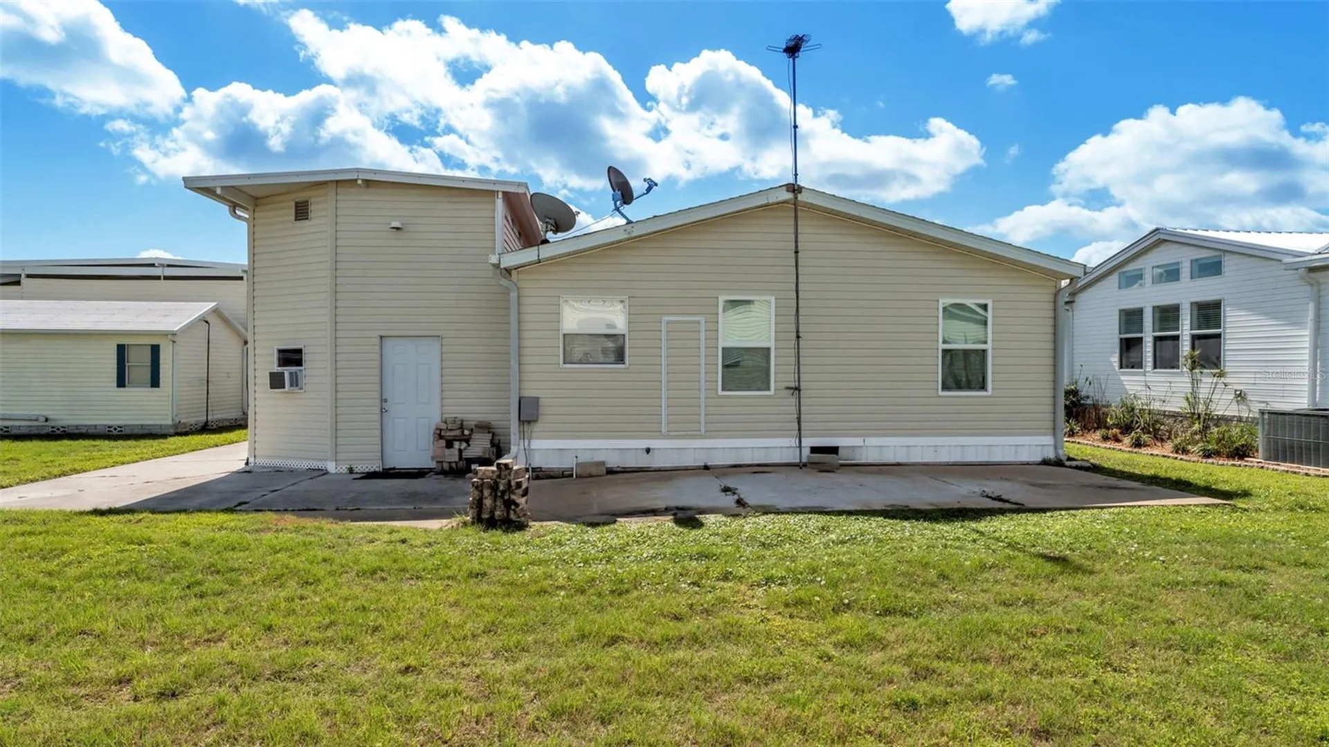 5248 Island View Circle S Polk City FL 33868