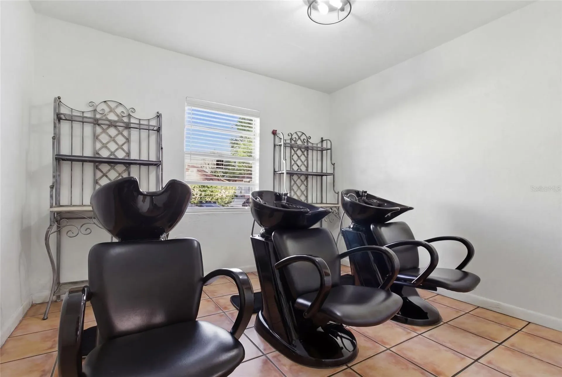 9729 N Armenia Avenue Tampa FL 33612