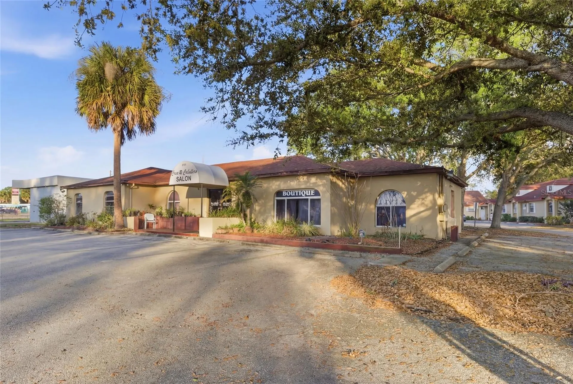9729 N Armenia Avenue Tampa FL 33612