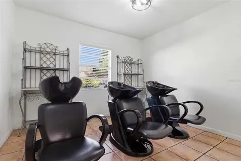 9729 N Armenia Avenue Tampa FL 33612