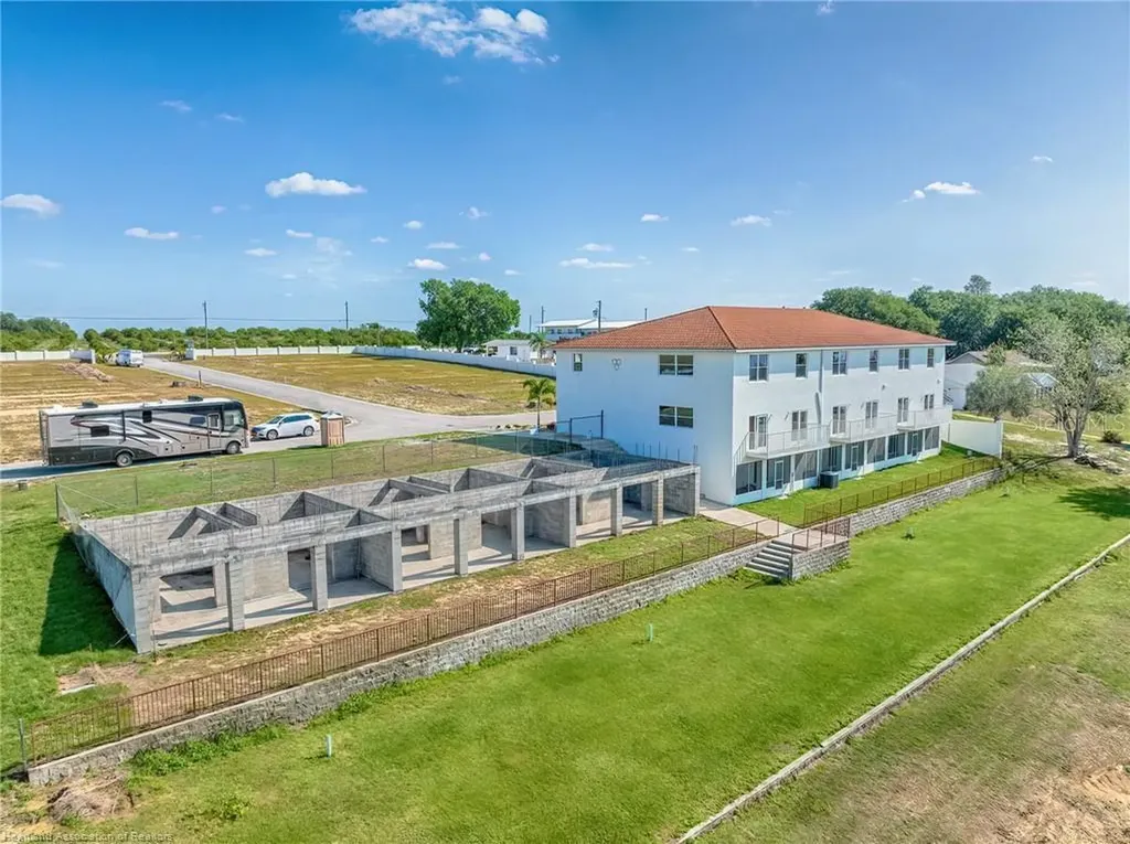 1900 Oasis Boulevard Sebring FL 33870