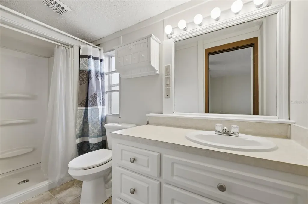 17500 NE 39th Court Citra FL 32113