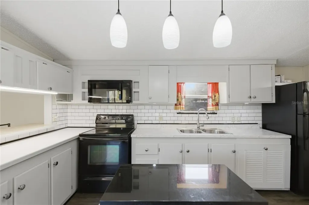 17500 NE 39th Court Citra FL 32113