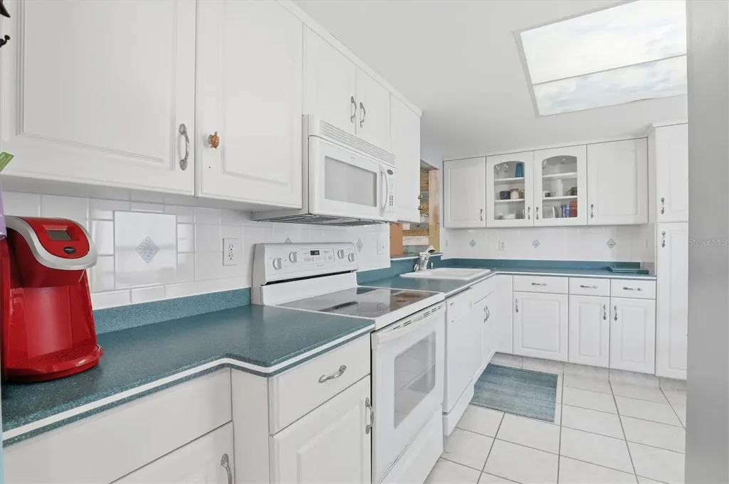 36 Windrush Bay Drive Tarpon Springs FL 34689