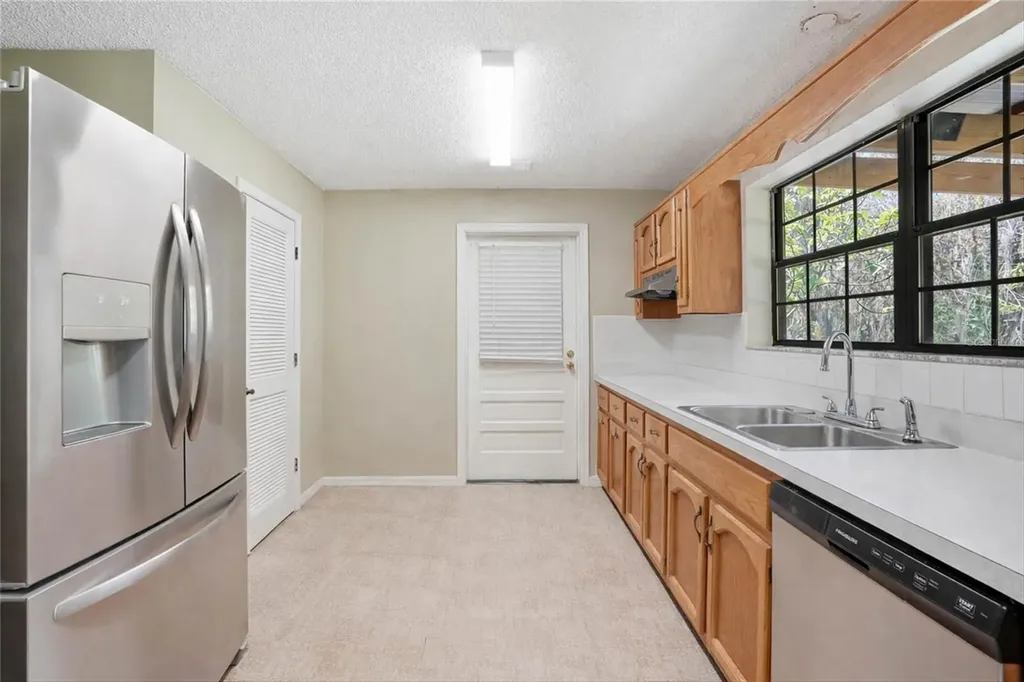 596 State Road 20 Palatka FL 32177