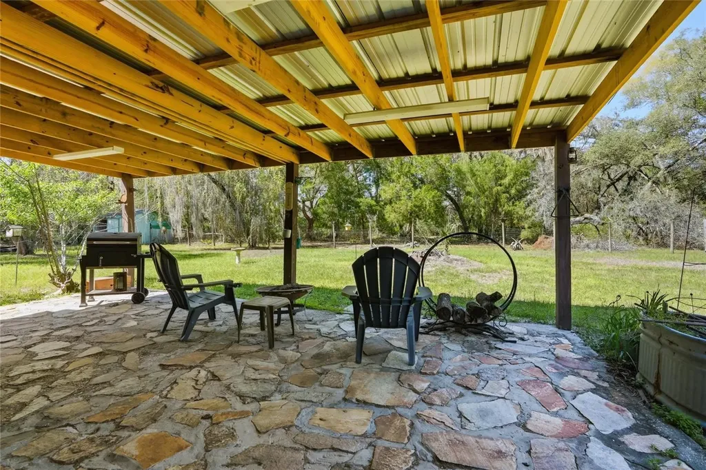 596 State Road 20 Palatka FL 32177