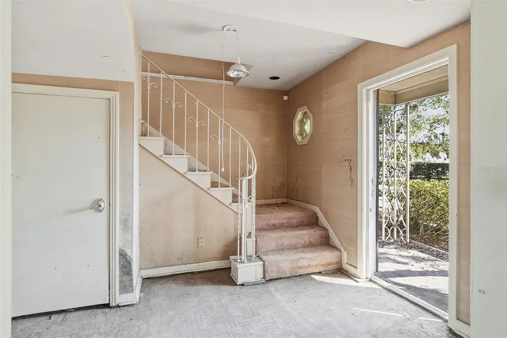5013 Bay Shore Road Sarasota FL 34234