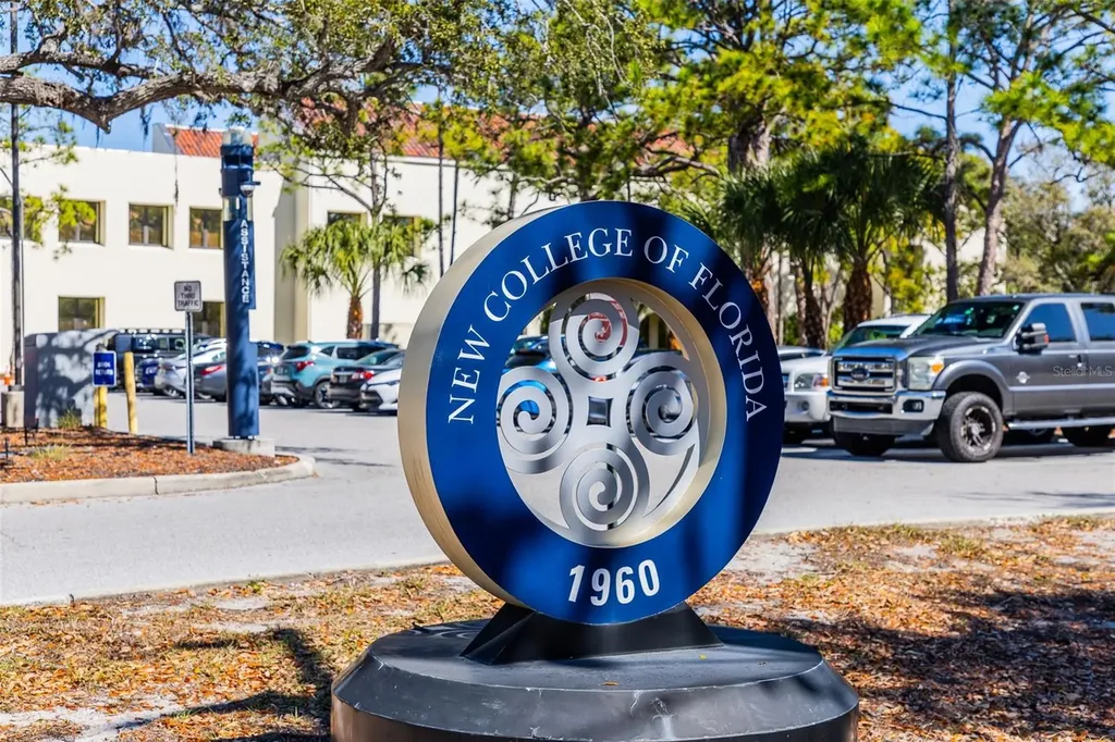 5013 Bay Shore Road Sarasota FL 34234