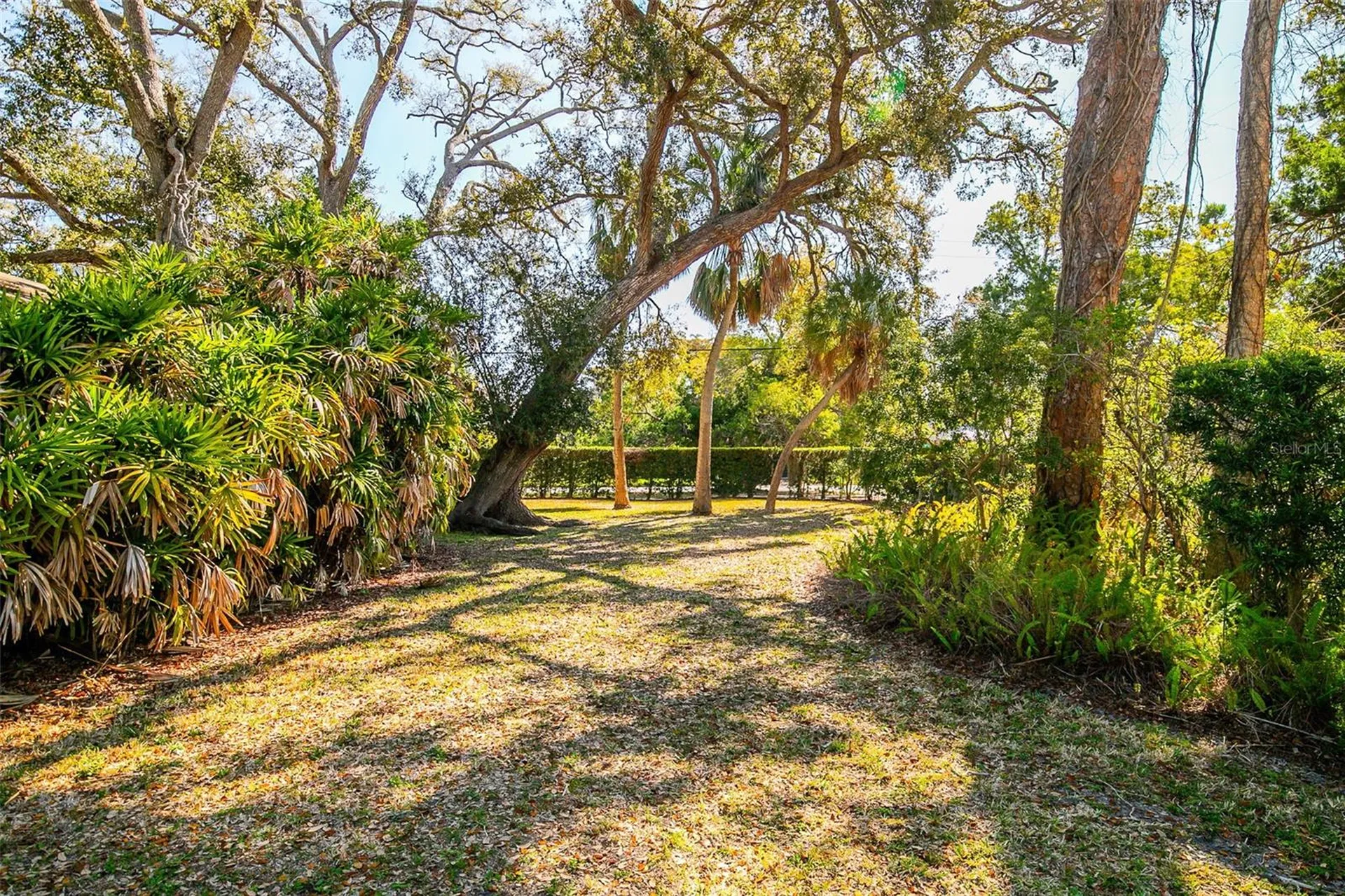 5013 Bay Shore Road Sarasota FL 34234