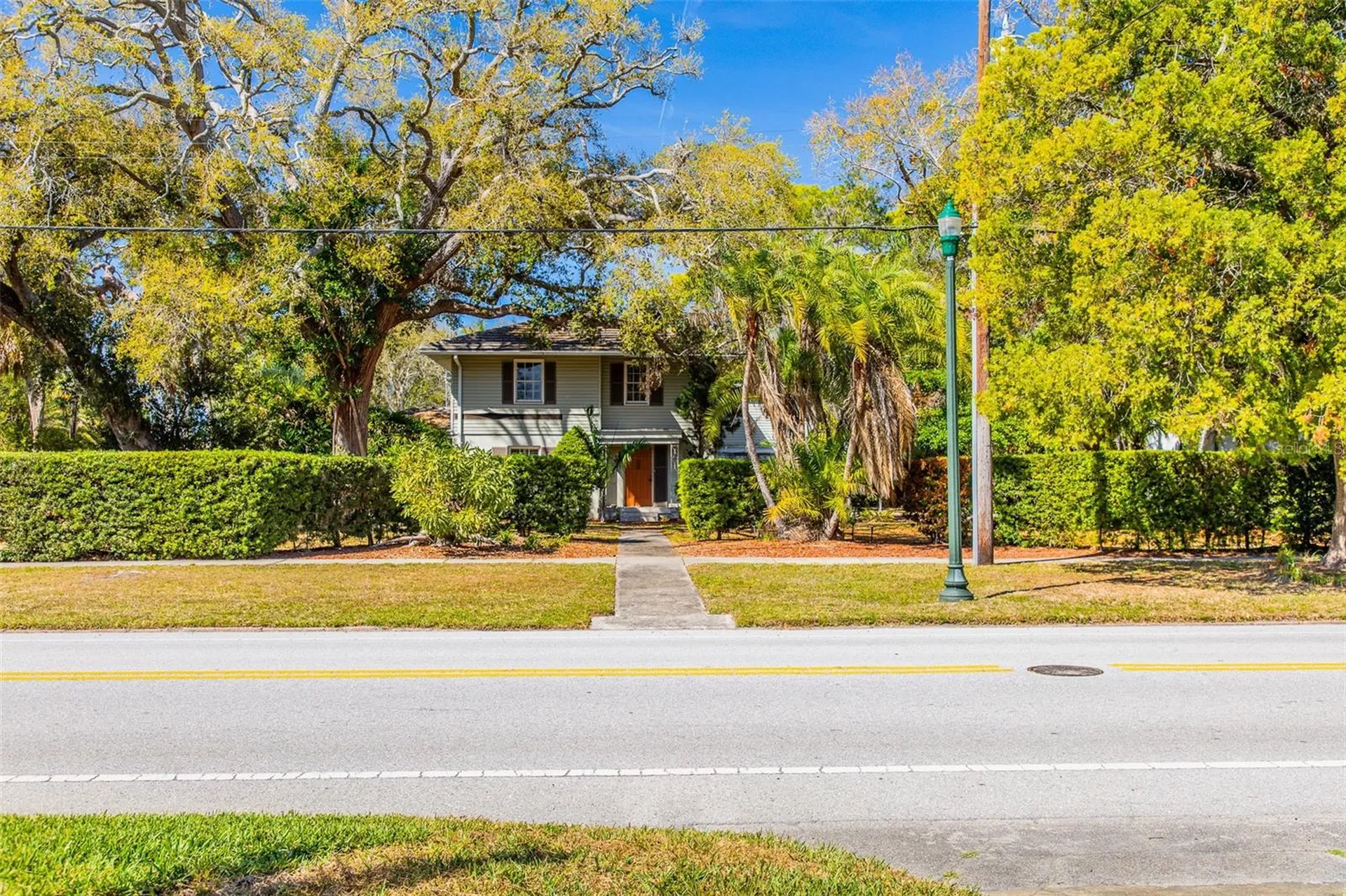 5013 Bay Shore Road Sarasota FL 34234
