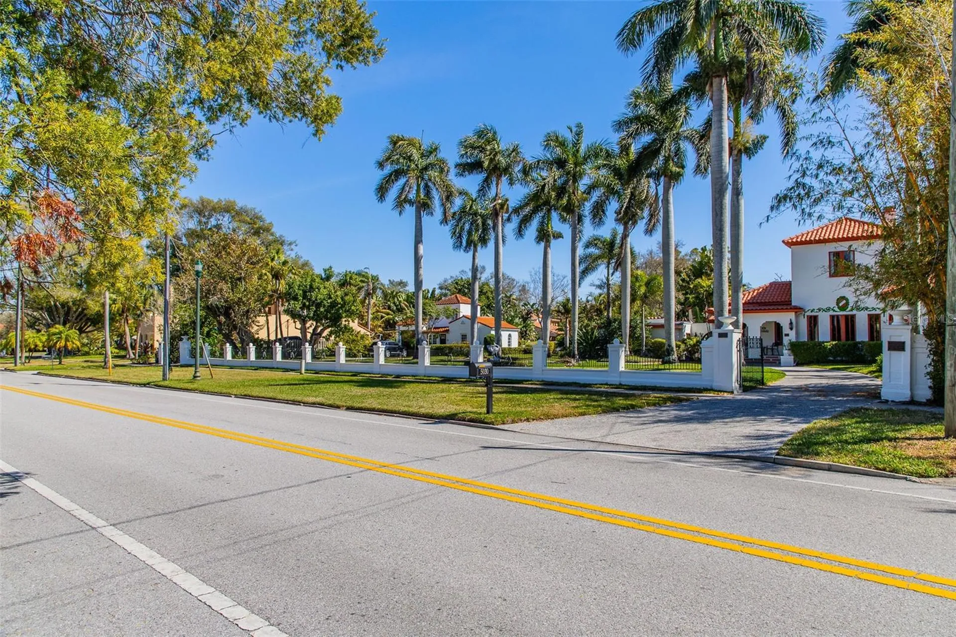 5013 Bay Shore Road Sarasota FL 34234