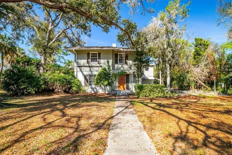 5013 Bay Shore Road Sarasota FL 34234