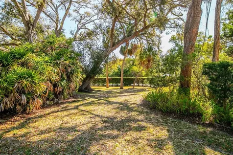 5013 Bay Shore Road Sarasota FL 34234