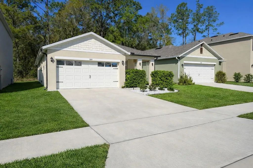 364 Pelham Park Drive Deland FL 32720