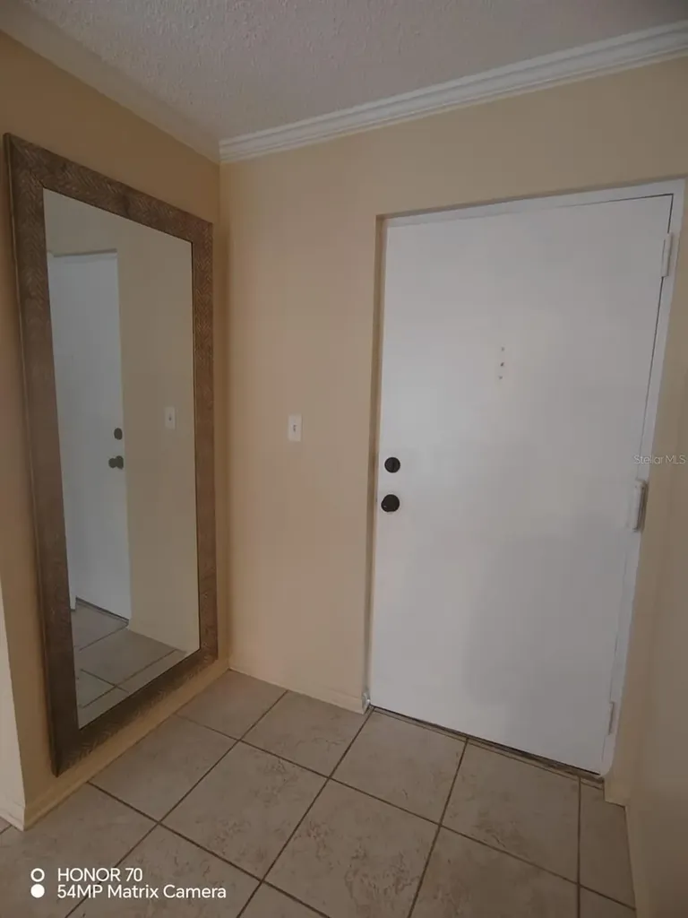 1044 82nd Terrace N St Petersburg FL 33702