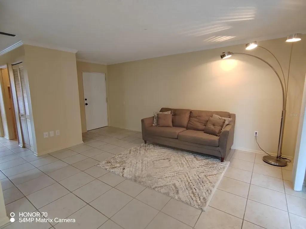 1044 82nd Terrace N St Petersburg FL 33702