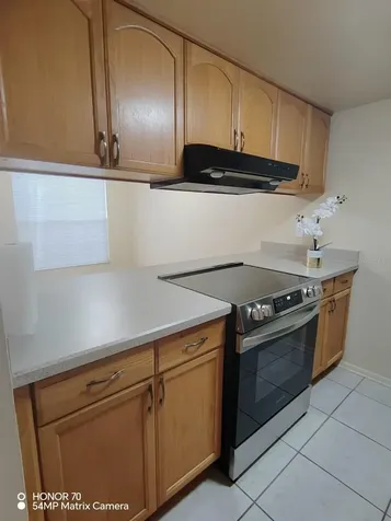 1044 82nd Terrace N St Petersburg FL 33702