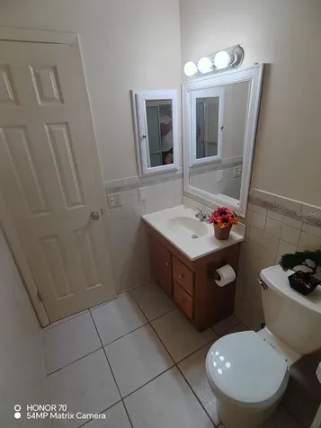 1044 82nd Terrace N St Petersburg FL 33702