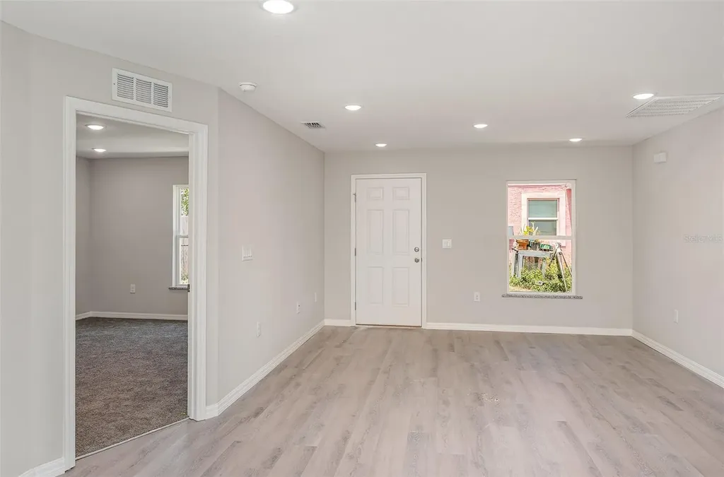 306/308 Ave P NW Winter Haven FL 33881